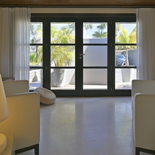 bedroom-5-silver-rainbow-track2