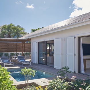 Step into your private paradise with a sparkling plunge pool and tropical garden blooming right at your doorstep.