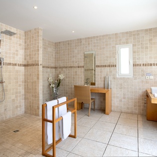 bathroom-3-encore-track5