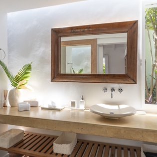 guest-bathroom-2-gaillac-track1