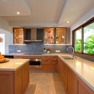 23-LaVueFolle-Kitchen