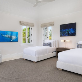 bedroom-4-sea-breeze-tc-track1