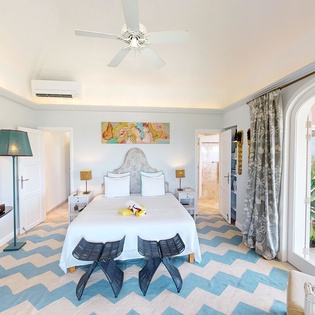 primary-bedroom-mustique-track1
