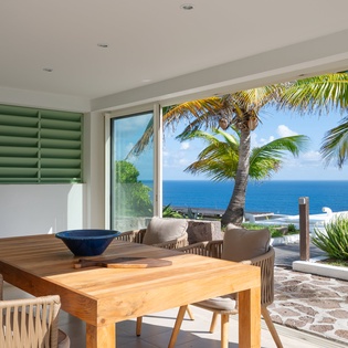 exterior-1-regatta-track1