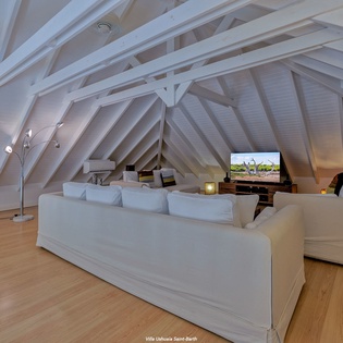tv-room-ushuaia-track1