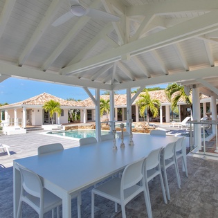 outdoor-dining-belle-fontaine-track4