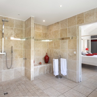 bathroom-1-encore-track4