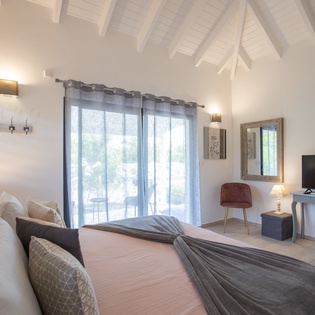 bedroom-2-arawak-track4