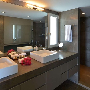 Bathroom at WV APN, Mont Jean, St. Barthelemy