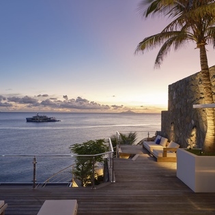 exterior-nightly-marlice-track8