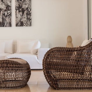living-room-casa-cervo-track7