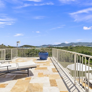 Exterior-Maison de Reve-Track-15