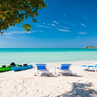 Beach at IE MIR, Sapodilla Bay, Turks & Caicos