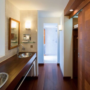 Bathroom at WV LAM, Gustavia, St. Barthelemy