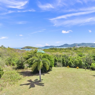 Exterior-Maison de Reve-Track-17