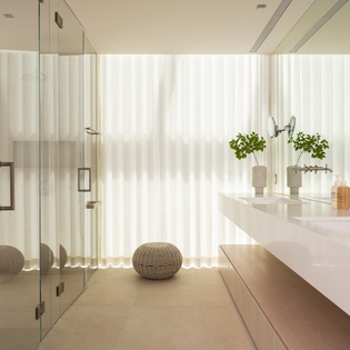 bedroom-4-beach-the-reserve-villa-1-track4