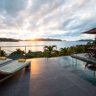 NGTWV AUS, Pointe Milou, St. Barthelemy