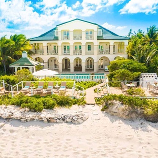 Exterior of IE TAM, Grace Bay Turtle Cove, Turks & Caicos