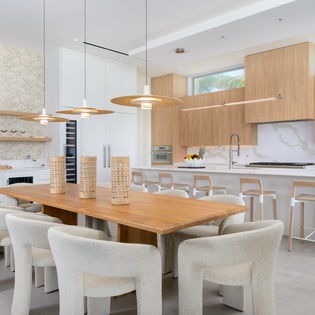 dining-room-bliss-villa-two-track1