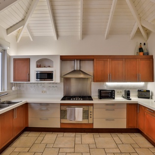 kitchen-villa-sea-vous-play-track2
