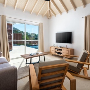 living-room-cypraea-track1