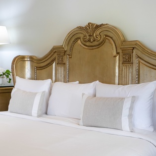 bedroom2-chateau-des-palmiers-track3