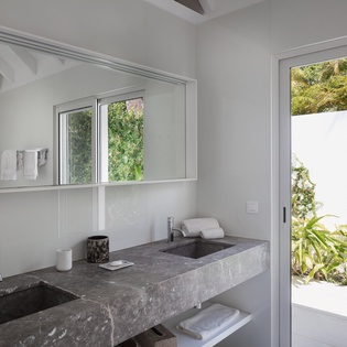 bathroom-3-bel-air-track1