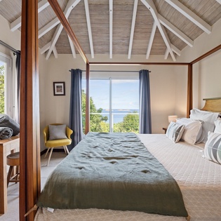 bedroom-2-villon-track4