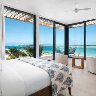 bedroom-5-emerald-breeze-track1