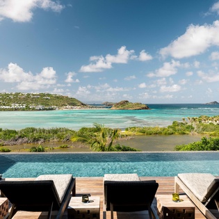 exterior-1-larimar-new-villa-track1