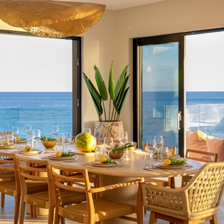 dining-room-aqua-vista-track2
