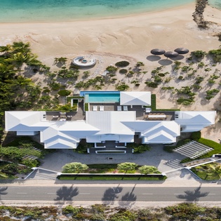 exterior-twin-palms-track16