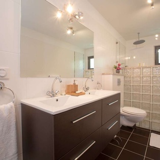 Bathroom at WV ISA, Flamands, St. Barthelemy