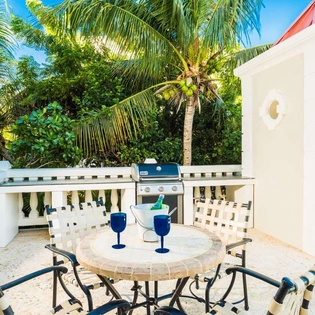 Patio at IE PAP, Grace Bay Turtle Cove, Turks & Caicos