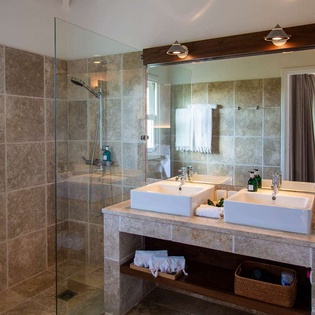 Bathroom at WV ZEN, Pointe Milou, St. Barthelemy