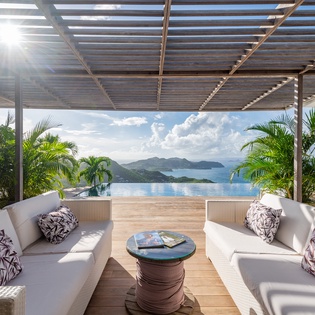 exterior-1-Blue Diamond-track7