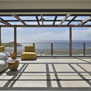 living-room-davalia-track1