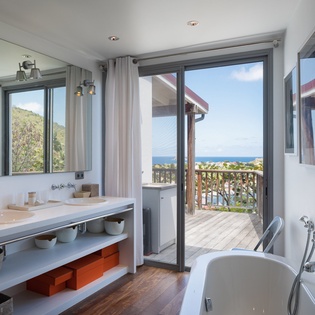 bathroom-4-angelina-track1