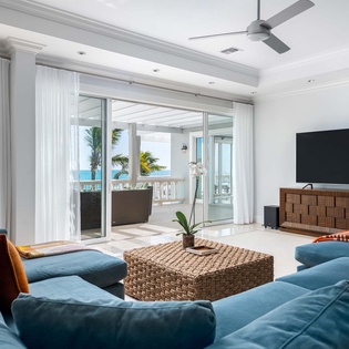 22-Haven House_-36
