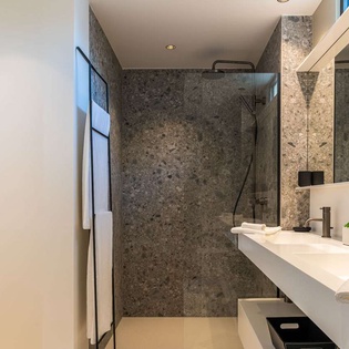 Bathroom at WV PTG, Gustavia, St. Barthelemy