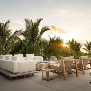 pool-beach-the-reserve-villa-1-track7