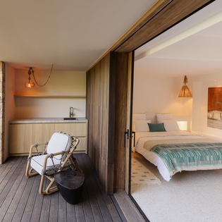bedroom-3-aqualis-track3