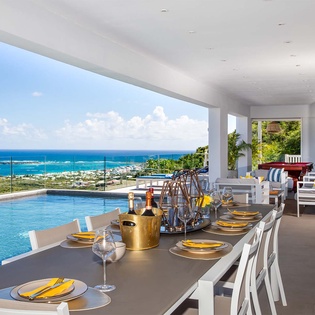 10-LaCasaDelJefe-OutdoorDining