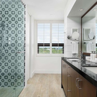 Bathroom at PL AQV, Grace Bay/Beachside, Turks & Caicos
