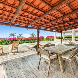 10-LaHacienda-OutdoorSeating