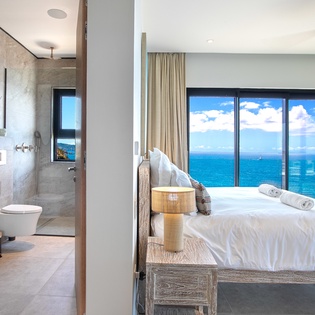 bedroom-3-aqua-vista-track2