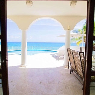 Interior of PIE BAH, Beachfront/Cupecoy, St. Martin