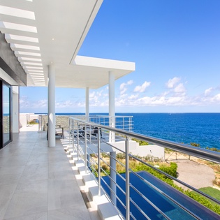 bedroom-1-reve-noir-track8