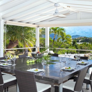 18-SoleLuna-OutdoorDining