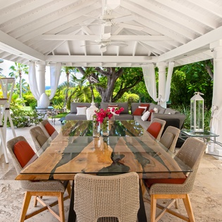 outdoor-dining-la-pinta-track3